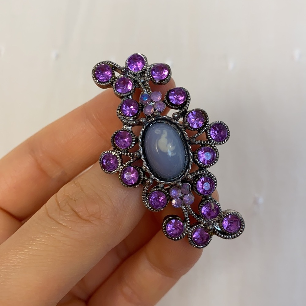 💛BOGO💛 Brooch Pins - Picture 3 of 10